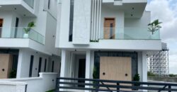 5Bedrooms Fully Detached Duplex with BQ