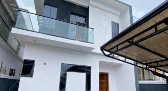 5Bedrooms Fully Detached Duplex with BQ