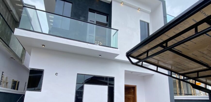 5Bedrooms Fully Detached Duplex with BQ