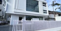 5-Bedroom Lekki Detached Luxurious Duplex with Swimming Pool, Gym & Cinema + BQ