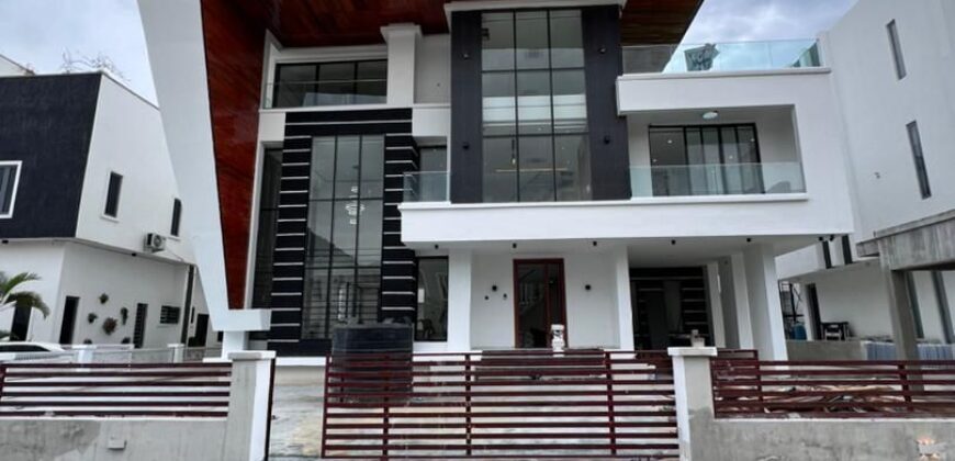 5 Bedrooms Lekki Detached Luxurious Duplex with Swimming Pool, Gym & Cinema